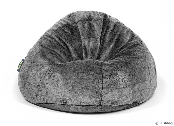 Dieses stylische Sitzkissen mit Fell passt in jede moderne Einrichtung. Ein Sitzkissen mit Fellbezug ist ein echtes Highlight in der Wohnung.